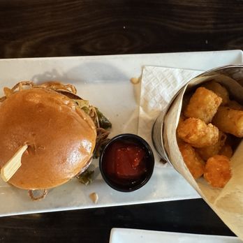 J.R. Neighbors - En Fuego burger with tots - Burgers Near Me - Elizabethtown, Kentucky J.R. Neighbors - En Fuego burger with tots - Burgers Near Me - Elizabethtown, Kentucky
