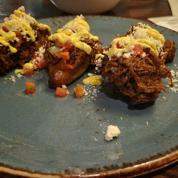 Maya Del Sol - Platanos De Ropa Vieja - Latin American Near Me - Oak Park, Illinois