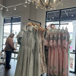 Mainstream Boutique