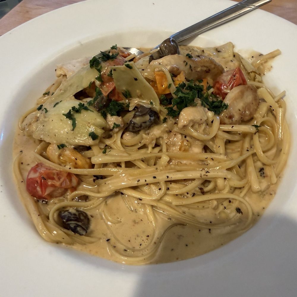 Albert's Restaurant - Chicken Picatta - American Near Me - San Diego, California Albert's Restaurant - Chicken Picatta - American Near Me - San Diego, California