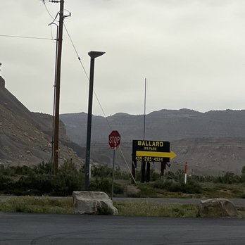 Exxon - Gas Stations Near Me - Thompson Springs, Utah