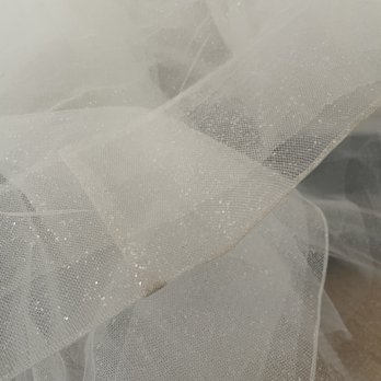 Aloha Dry Cleaners And Laundry - More dirtiness left on the dress after paying $200 for cleaning - Dry Cleaning Near Me - Honolulu, Hawaii