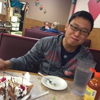 Burrito King - Having a blast at the Burrito King! Nieve frita muy bien - Mexican Near Me - Novi, Michigan