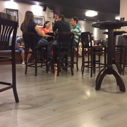 Pontocom Pizza - Waiting area