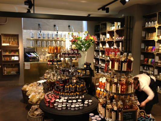 MUTTERLAND City by null