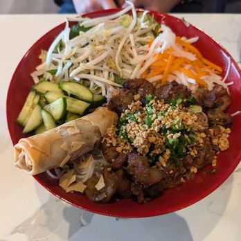 Ocean Grill & Bar - Bún thịt nướng - Vietnamese Near Me - Chicago, Illinois Ocean Grill & Bar - Bún thịt nướng - Vietnamese Near Me - Chicago, Illinois