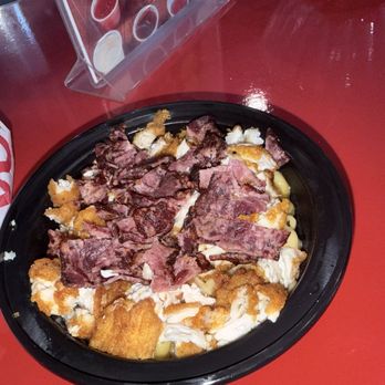 Rooster’s Chicken & Waffles - Rooster's Mac Bowl - Chicken Wings Near Me - Hartford, Connecticut