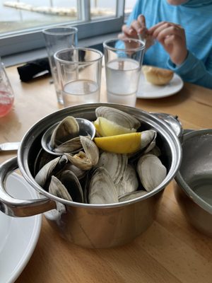 Stern Seafood Restaurant by null