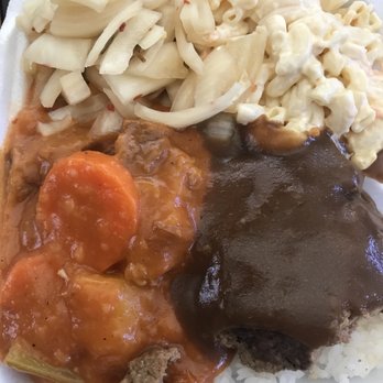 Penny's Drive In - Beef stew and hamburger steak mixed plate with pickled onions - Hawaiian Near Me - Honolulu, Hawaii Penny's Drive In - Beef stew and hamburger steak mixed plate with pickled onions - Hawaiian Near Me - Honolulu, Hawaii