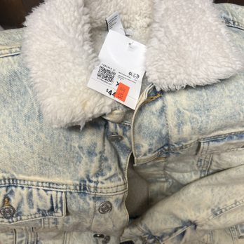 Forever 21 - Original tag $44 Red tag $24 Blowout sale $5 Paid $4 (20% coupon) - Women's Clothing Near Me - San Bernardino, California Forever 21 - Original tag $44 Red tag $24 Blowout sale $5 Paid $4 (20% coupon) - Women's Clothing Near Me - San Bernardino, California