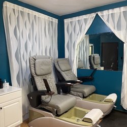 Shear Envy Salon - Nails spa chairs
