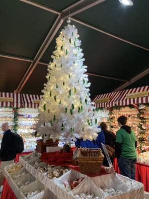 Käthe Wohlfahrt of America by null