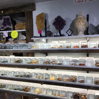 Esmeralda's Earth, Wind and Fire Boutique - Stones - Supernatural Readings Near Me - Miami, Florida