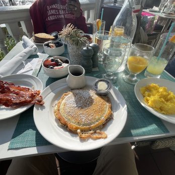 OCEAN2000 - Pancakes Bacon and eggs with a Screwdriver for a drink!!! - New American Near Me - Fort Lauderdale, Florida