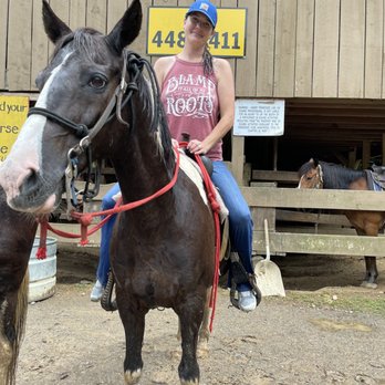 Davy Crockett Riding Stables - Horseback Riding Near Me - Townsend, Tennessee Davy Crockett Riding Stables - Horseback Riding Near Me - Townsend, Tennessee
