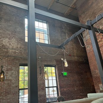Gunther & Co - Inside - Seafood Near Me - Baltimore, Maryland