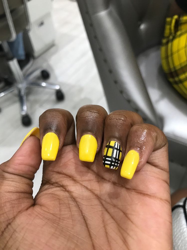 NOIRE NAIL SPA Updated July 2024 24 Photos 2841 Greenbriar Pkwy