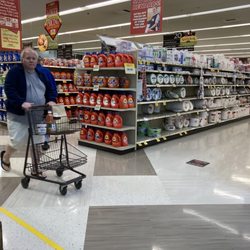 Ingles Markets - And coming the other direction- no masks!
