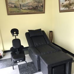 Lily Massage