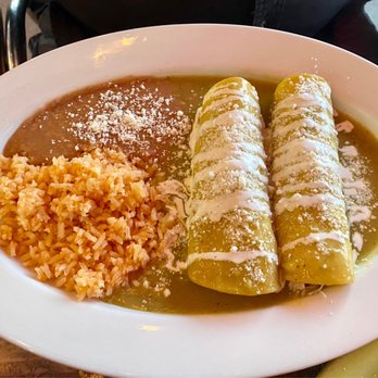 Flor De Jalisco - Enchiladas Suizas w/Rice and beans - Mexican Near Me - Palm Desert, California Flor De Jalisco - Enchiladas Suizas w/Rice and beans - Mexican Near Me - Palm Desert, California