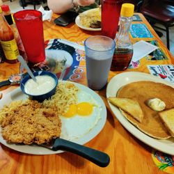 Pam's Too - B9. THIS time with a pancake instead of Biscuits!