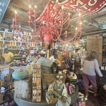 FORAGEd - Antiques Near Me - Mount Vernon, Maine