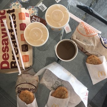 Mcdonalds - Breakfast spread - Fast Food Near Me - San Juan, Puerto Rico
