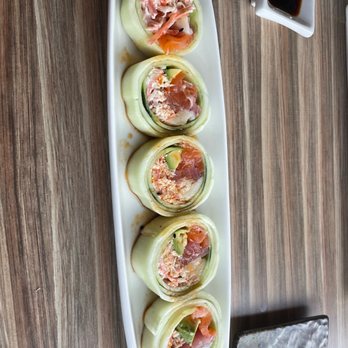 Top Sushi - Bare Beauty Roll - Sushi Bars Near Me - Shenandoah, Texas Top Sushi - Bare Beauty Roll - Sushi Bars Near Me - Shenandoah, Texas