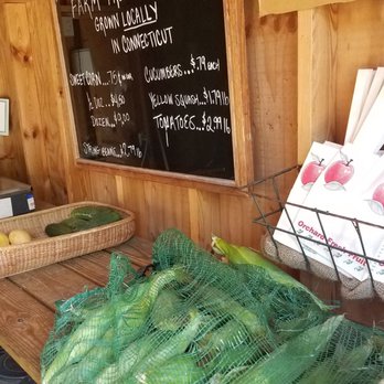 B & B Flower Farm - Ice Cream & Frozen Yogurt Near Me - West Haven, Connecticut