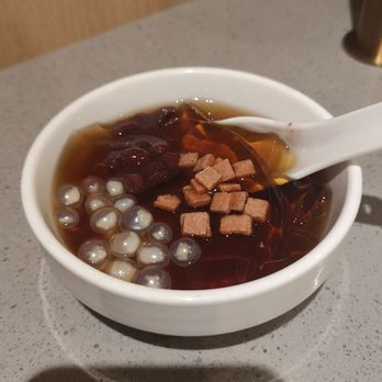 Haidilao Hotpot - Richmond - Chinese Near Me - Richmond, British Columbia