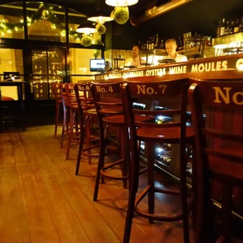 Zdenek's Oyster Bar - The bar seats - Seafood Near Me - Prague, Puerto Rico Zdenek's Oyster Bar - The bar seats - Seafood Near Me - Prague, Puerto Rico