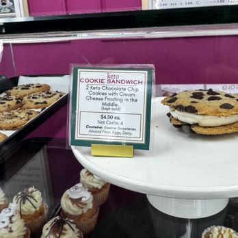 Kupcakz - Cookie sandwich - Desserts Near Me - Tulsa, Oklahoma