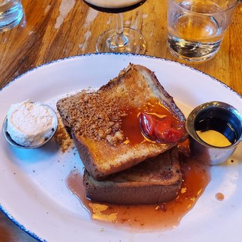 Beatrix - Strawberry brioche french toast and espresso martini - New American Near Me - Chicago, Illinois Beatrix - Strawberry brioche french toast and espresso martini - New American Near Me - Chicago, Illinois