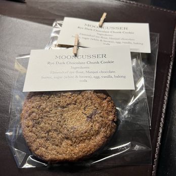 Mooncusser - Seafood Near Me - Boston, Massachusetts