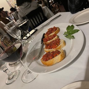 Villa Ravenna Fine Dining - Bruschetta - Italian Near Me - Tulsa, Oklahoma Villa Ravenna Fine Dining - Bruschetta - Italian Near Me - Tulsa, Oklahoma