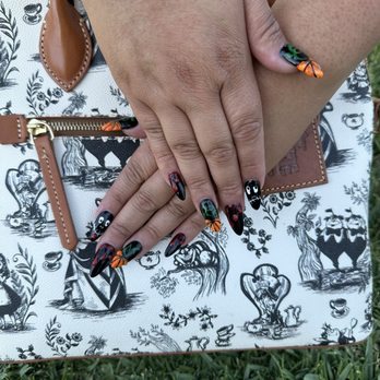 Nails & Beyond - Halloween nail design - Nail Salons Near Me - Los Angeles, California