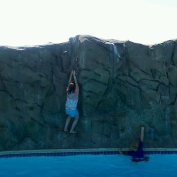 Lions Park Water Park - Climbing wall - Water Parks Near Me - Killeen, Texas