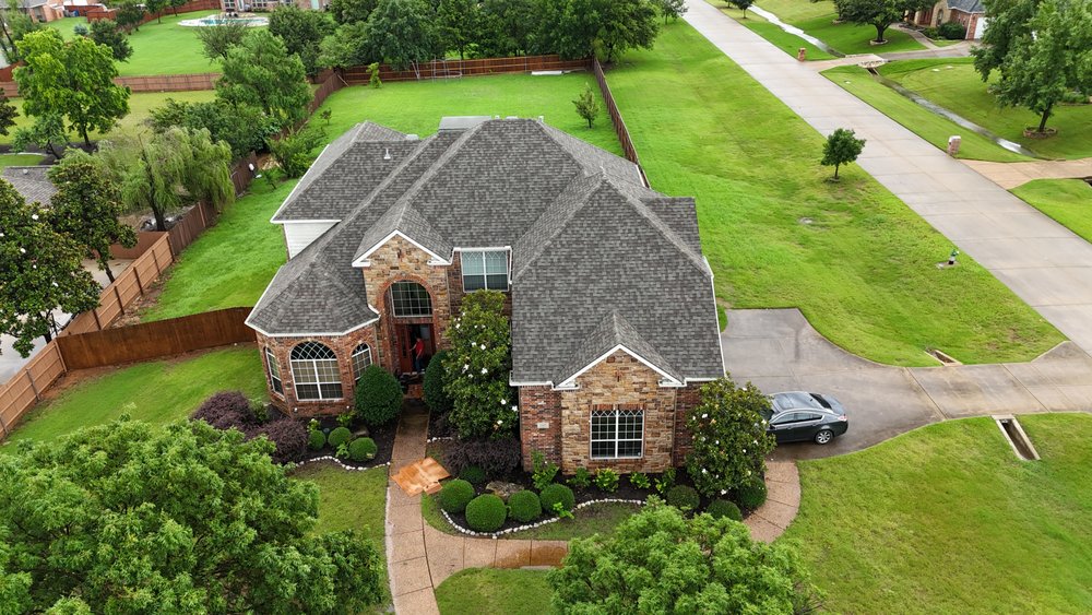 Slide of Onyx Storm Roofing