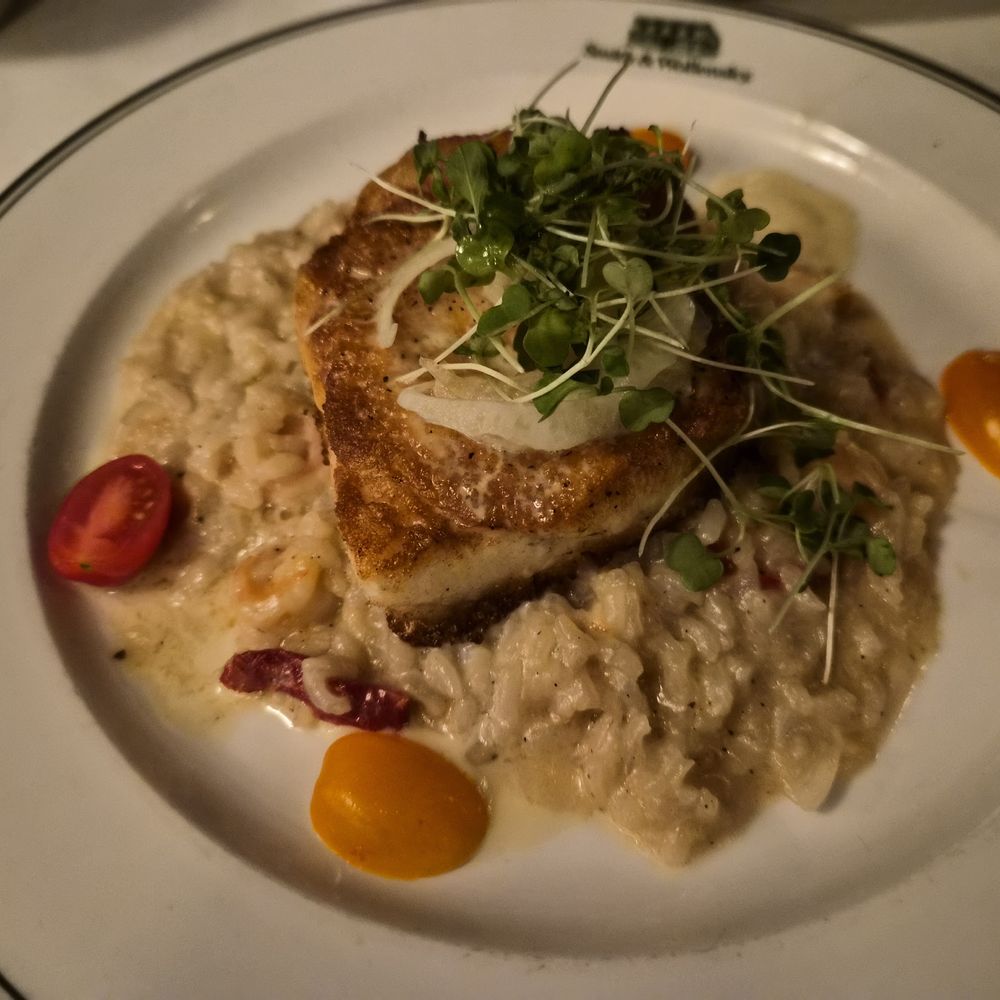 Smith & Wollensky - Chicago - Chilean Sea Bass, risotto - Steakhouses Near Me - Chicago, Illinois Smith & Wollensky - Chicago - Chilean Sea Bass, risotto - Steakhouses Near Me - Chicago, Illinois