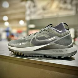 DICK'S Sporting Goods - The traction is impressive. Nike is stepping up their trail running game, competing with the likes of Solomon, Brooks, and Merrell.