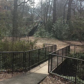 Orme Park - Bridge crossing over stream to path - Parks Near Me - Atlanta, Georgia