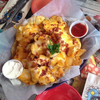 The Bubble Room - Chips covered in cheese and bacon! - Desserts Near Me - Captiva, Florida