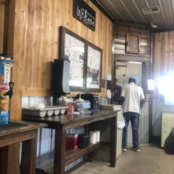 Bar-B-Q-Pit - Serving window