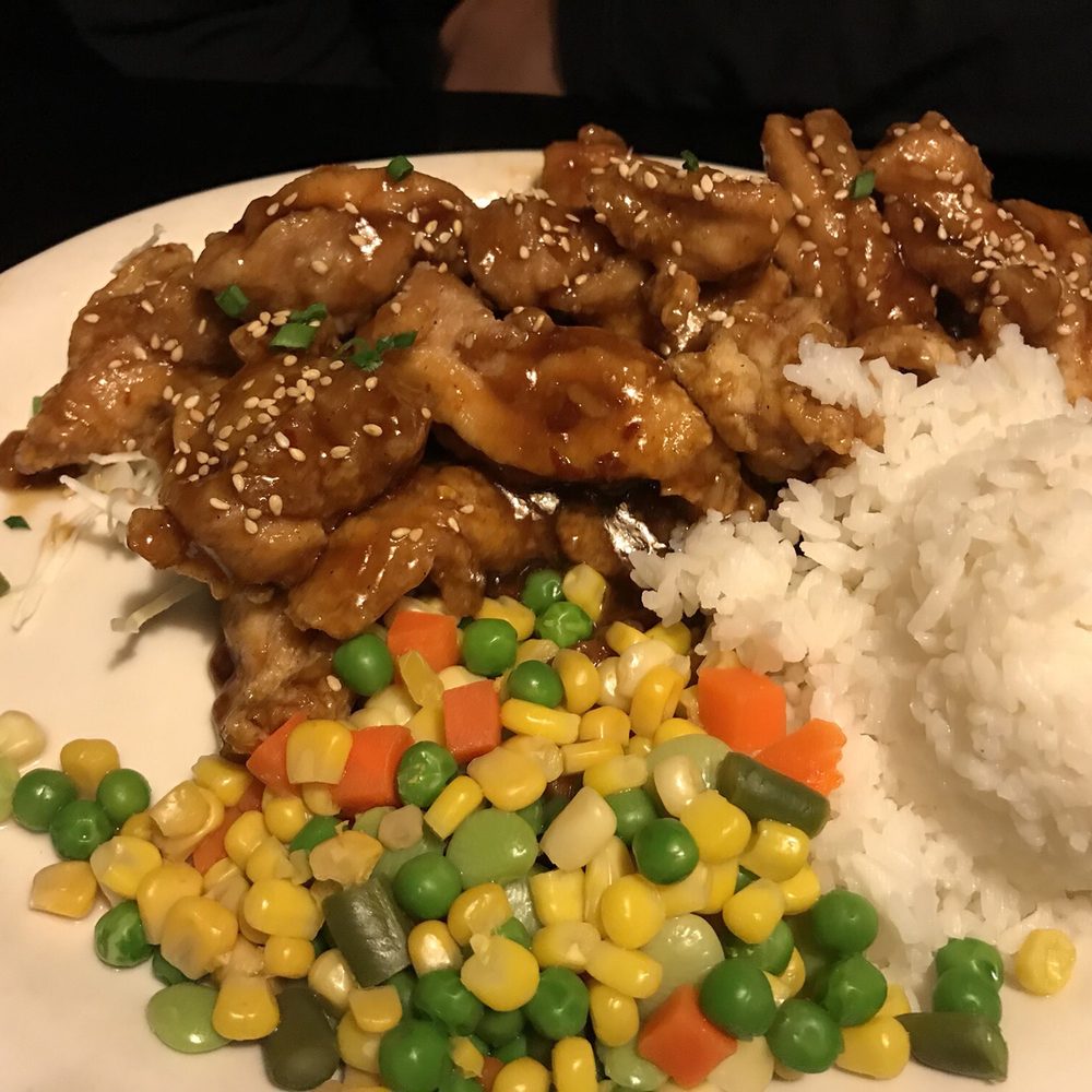 Eagle Cafe - Garlic chicken - Breakfast & Brunch Near Me - Honolulu, Hawaii Eagle Cafe - Garlic chicken - Breakfast & Brunch Near Me - Honolulu, Hawaii