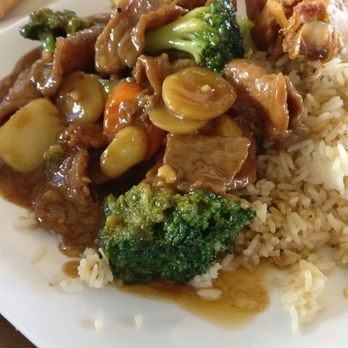 Tai Pei - Lunch Special. No. 45. Includes egg roll & soup. - Chinese Near Me - Warr Acres, Oklahoma Tai Pei - Lunch Special. No. 45. Includes egg roll & soup. - Chinese Near Me - Warr Acres, Oklahoma