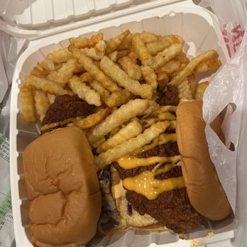 Dave's Hot Chicken - Dave's #2 - Chicken Shop Near Me - El Cerrito, California Dave's Hot Chicken - Dave's #2 - Chicken Shop Near Me - El Cerrito, California