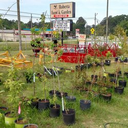 Roberta Farm and Garden - Offering Tarter Products and in-house Nursery.