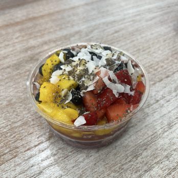 Tropical Smoothie Cafe - ACAI BOWL. Substituted the banana with mango. - Juice Bars & Smoothies Near Me - Round Rock, Texas Tropical Smoothie Cafe - ACAI BOWL. Substituted the banana with mango. - Juice Bars & Smoothies Near Me - Round Rock, Texas