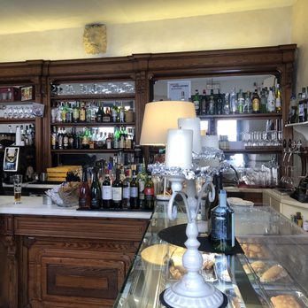 Leon d'Oro - Cafes Near Me - Carrara, Mississippi