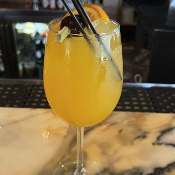 Blu Pointe - Passion fruit white sangria - Seafood Near Me - Newburgh, New York